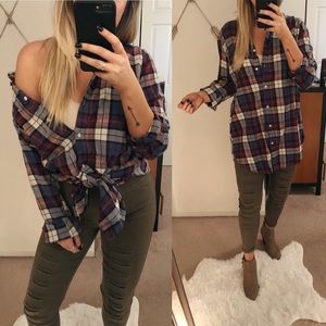 •Oversized Flannel•